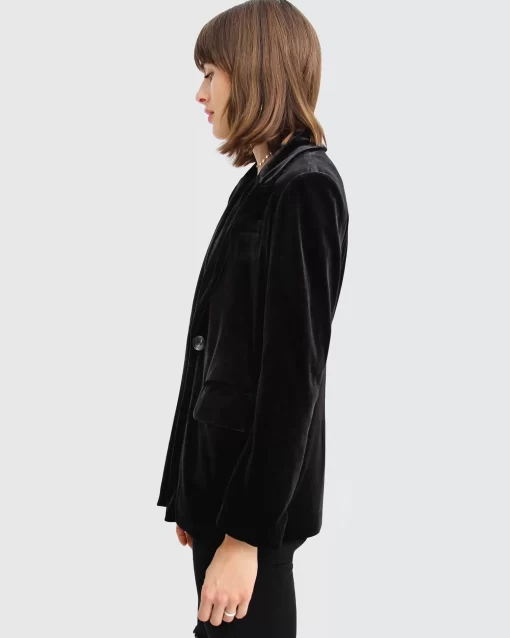 Belle & Bloom Eternity Velvet Blazer - Black Cheap