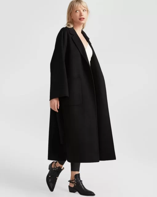 Belle & Bloom Wide Awake Split Hem Overcoat - Black Hot